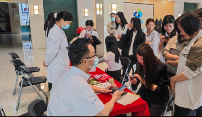 把脉问诊送健康，暖心服务进企业——合肥jinnianhui金年会首页携手广瑞医疗开展“健康进企业”义诊活动